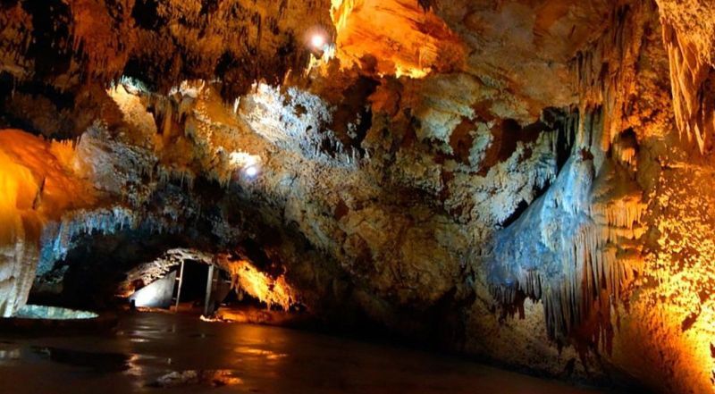 Черногория Липская пещера