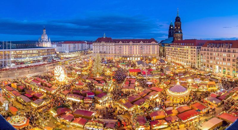 Рождественский базар Штрицельмаркт в Дрездене